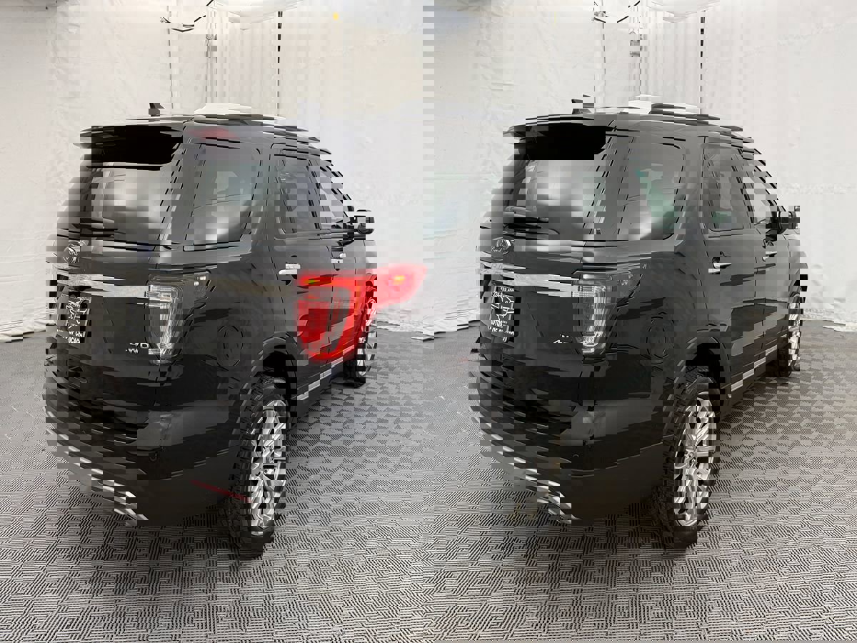 Used 2016 Ford Explorer Limited image 5