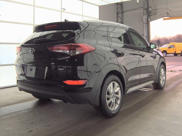 Used 2018 Hyundai Tucson SEL Plus image 2
