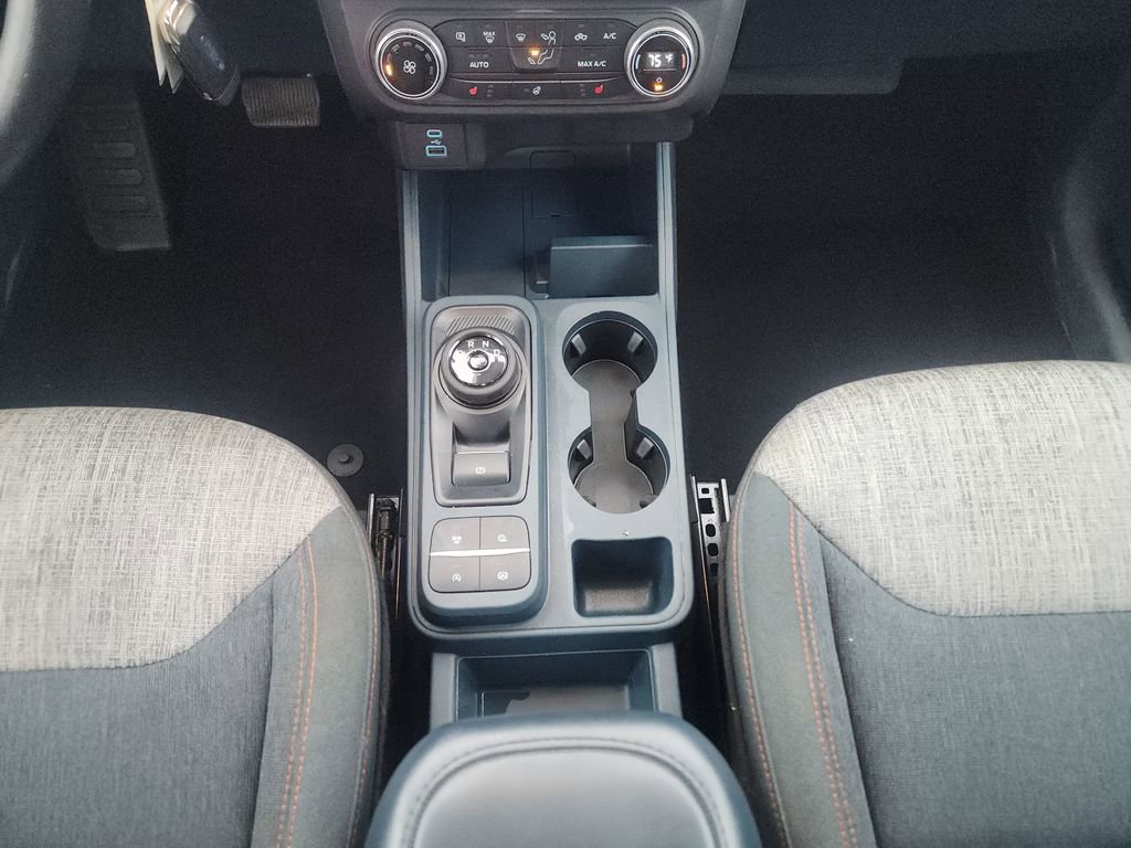 Used 2022 Ford Maverick XLT w/ Equipment Group 300A Standard image 21