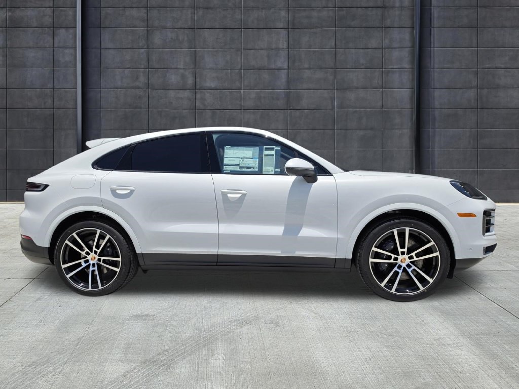 New 2026 Porsche Cayenne Coupe AWD/4WD image 7