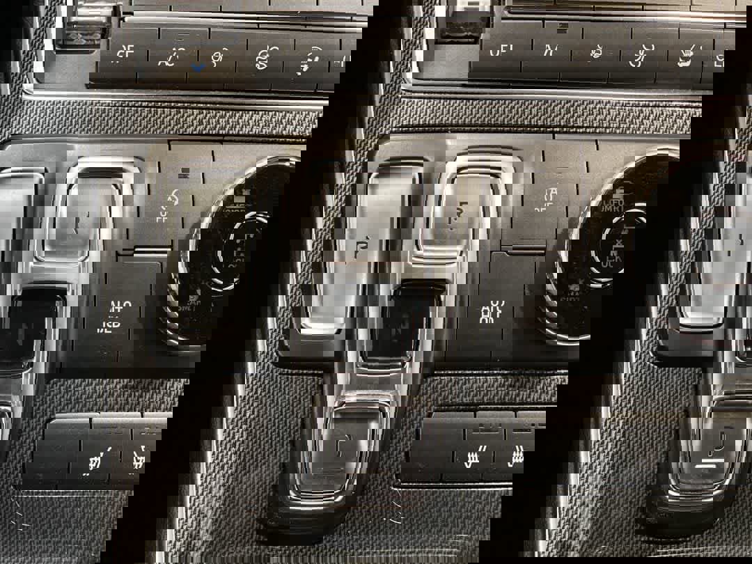 Used 2023 Hyundai Santa Fe SEL image 23