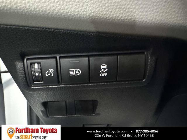 Certified 2026 Toyota Corolla Cross L AWD/4WD image 19