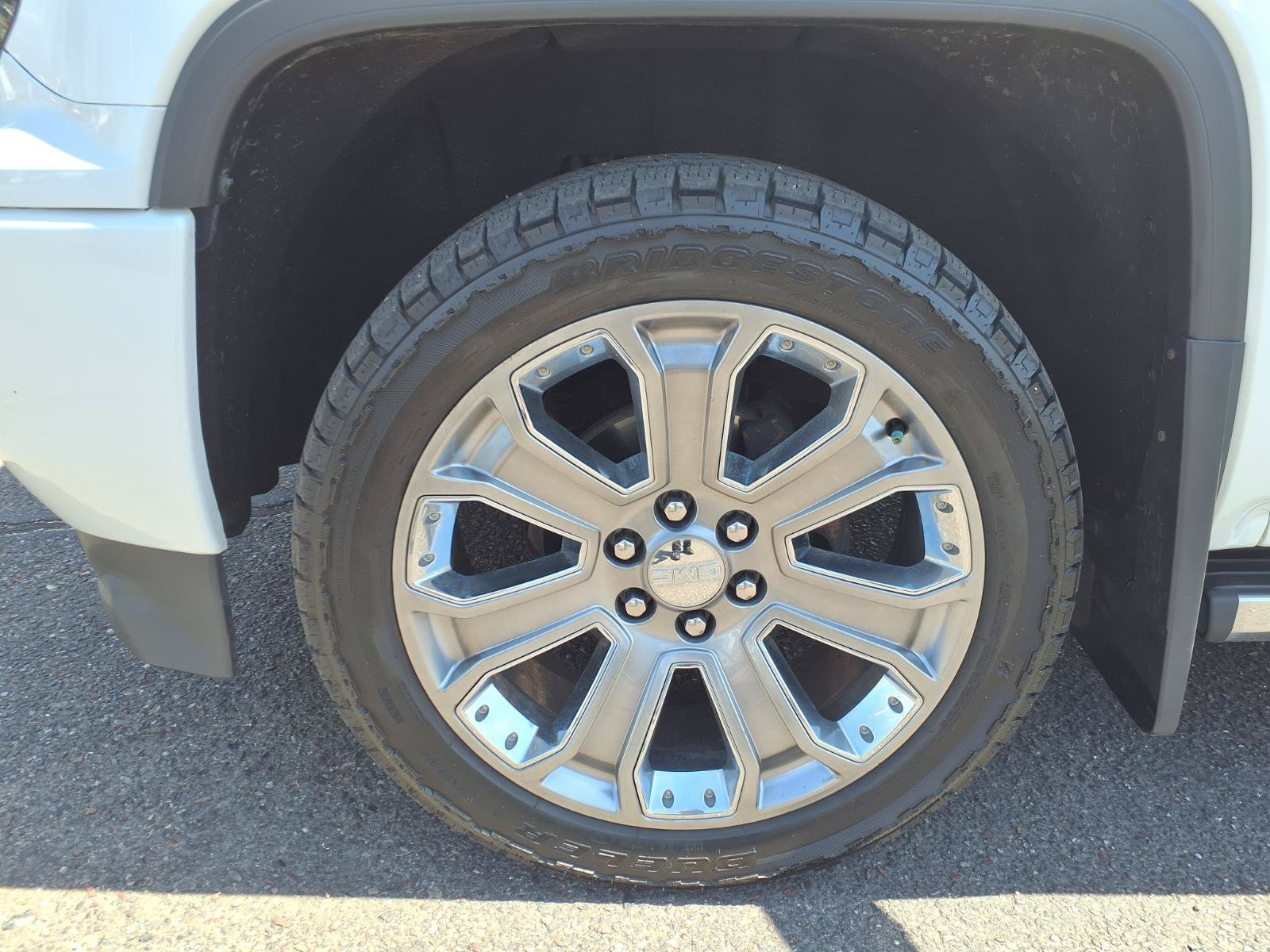 Used 2018 GMC Sierra 1500 Denali w/ Denali Ultimate Package AWD/4WD image 11