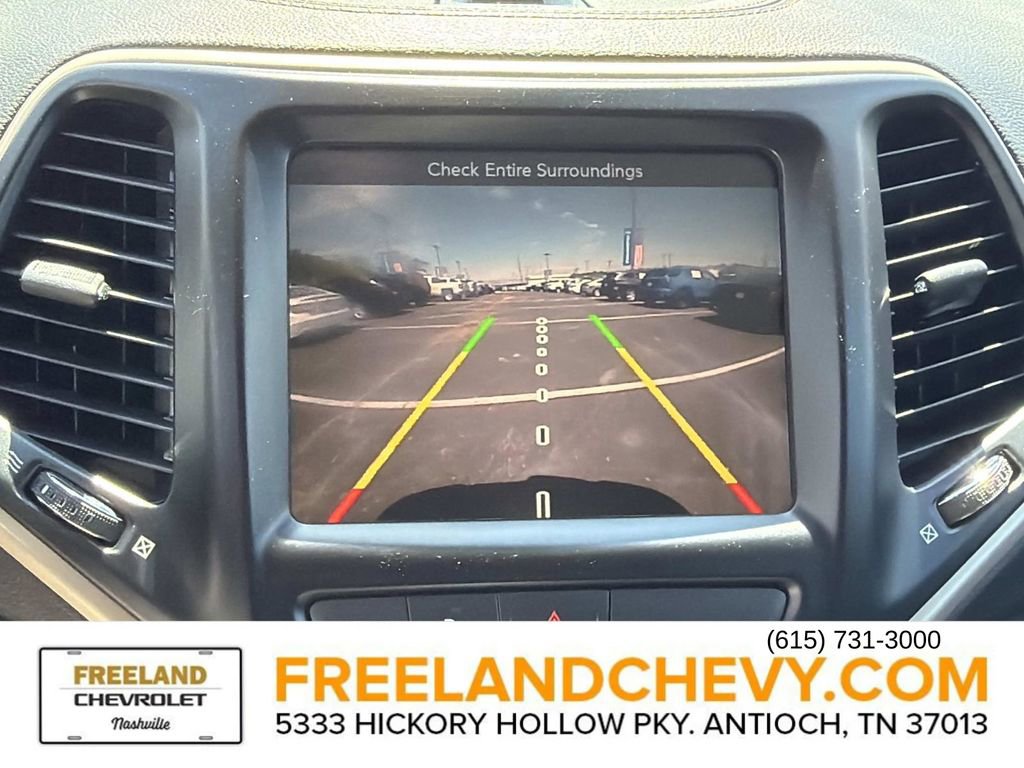Used 2016 Jeep Cherokee Limited w/ Luxury Group FWD image 35