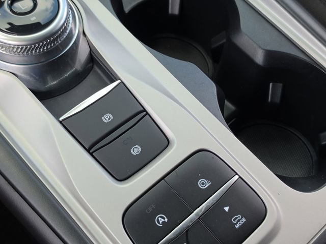 Used 2024 Ford Explorer XLT image 27