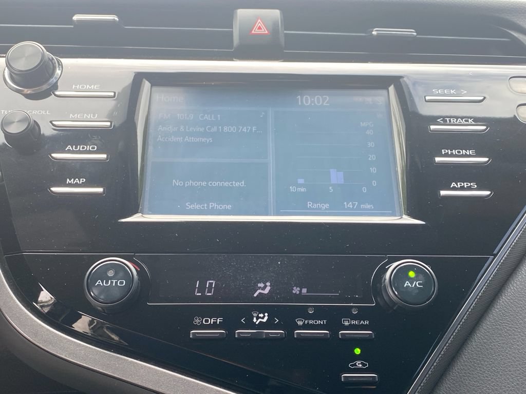 Used 2019 Toyota Camry SE FWD image 13