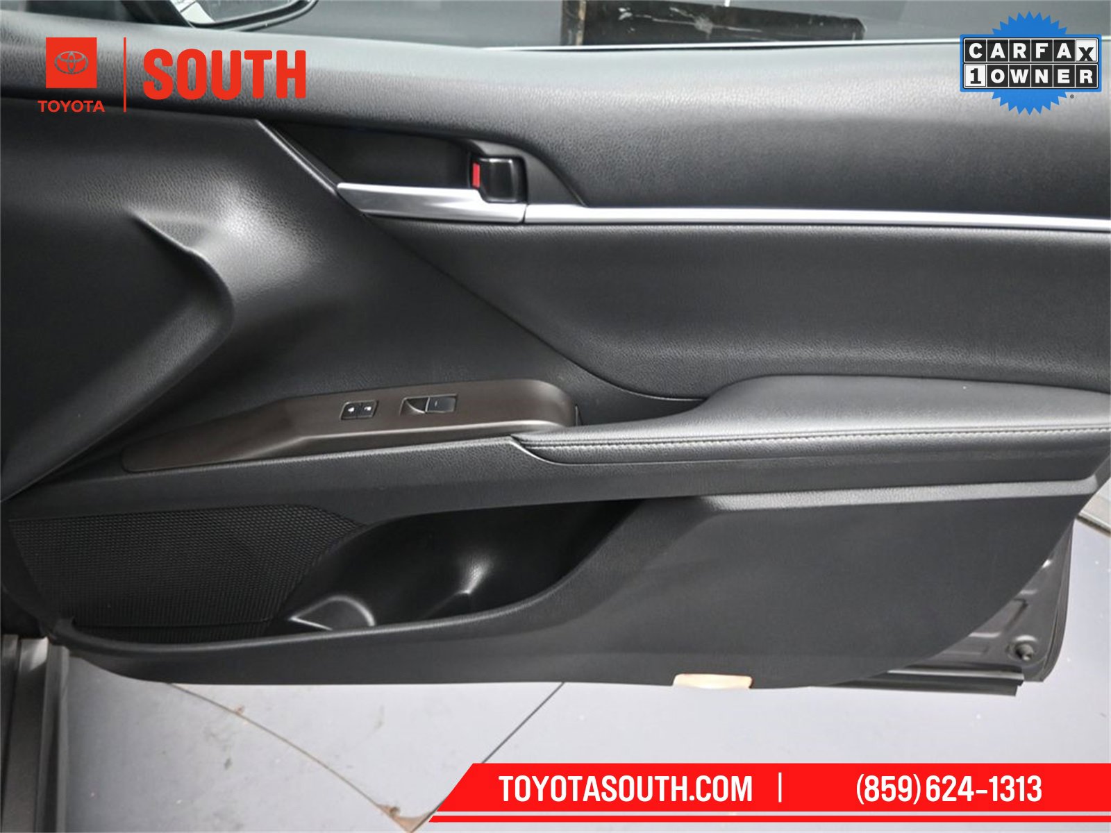 Used 2023 Toyota Camry XSE image 29