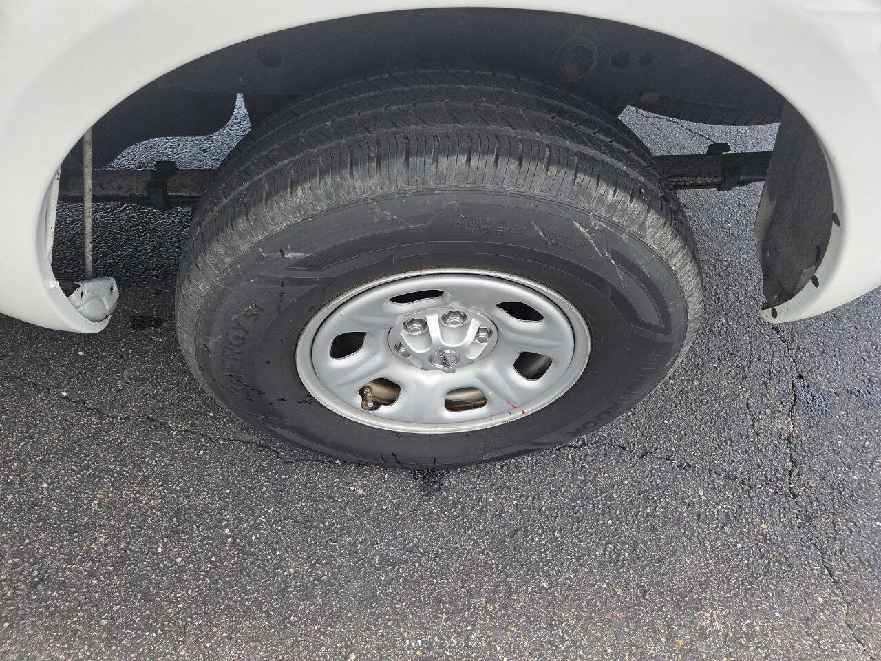 Used 2018 Nissan Frontier S image 9