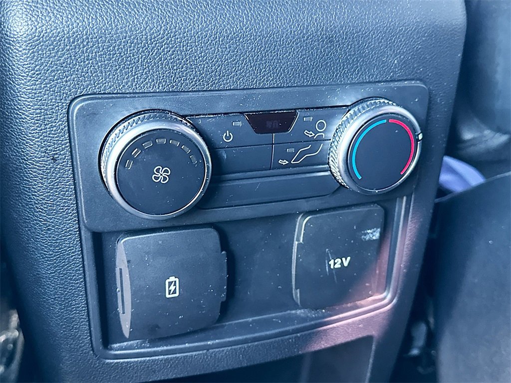 Used 2020 Ford Explorer XLT w/ Equipment Group 202A image 23