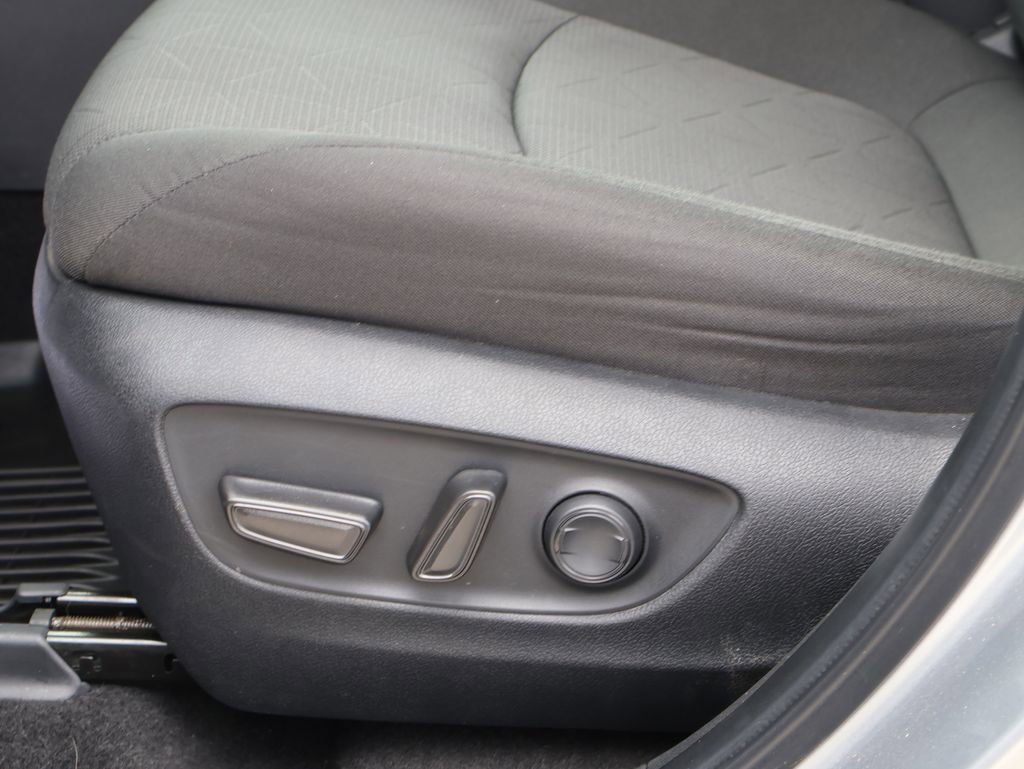 Used 2023 Toyota RAV4 XLE w/ Convenience Package AWD/4WD image 24
