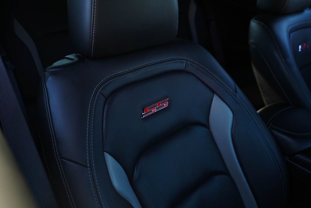 Used 2017 Chevrolet Camaro SS RWD image 37