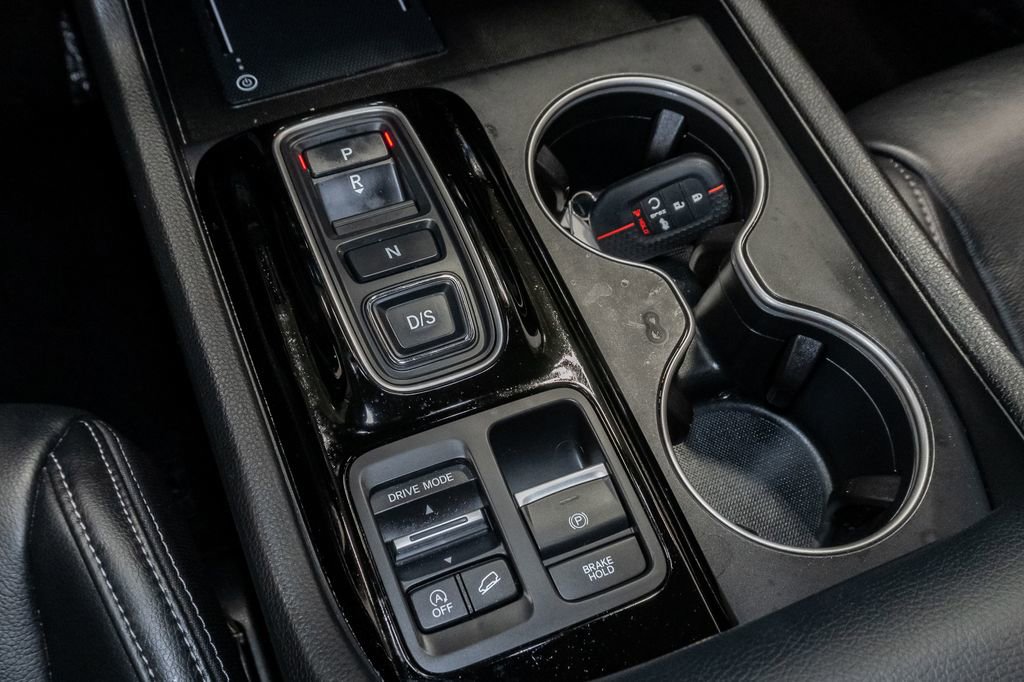 Used 2024 Honda Pilot Touring image 22