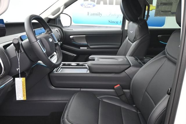 New 2027 Ford Expedition Max Platinum RWD image 11