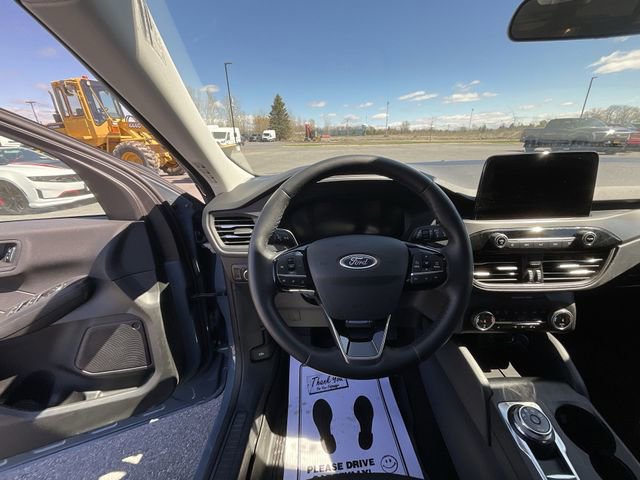 Certified 2023 Ford Escape Active AWD/4WD image 15