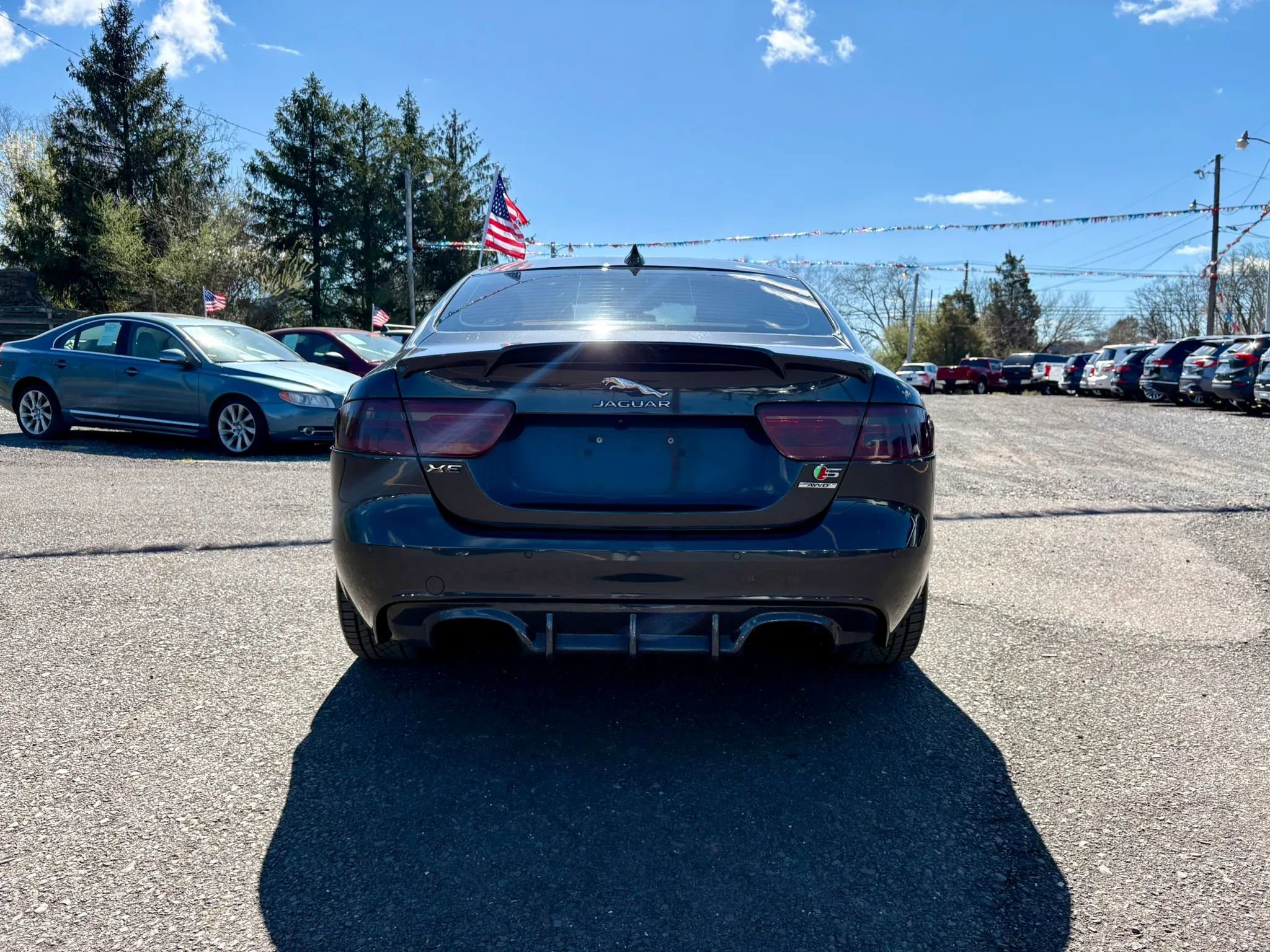 Used 2018 Jaguar XE S AWD/4WD image 4
