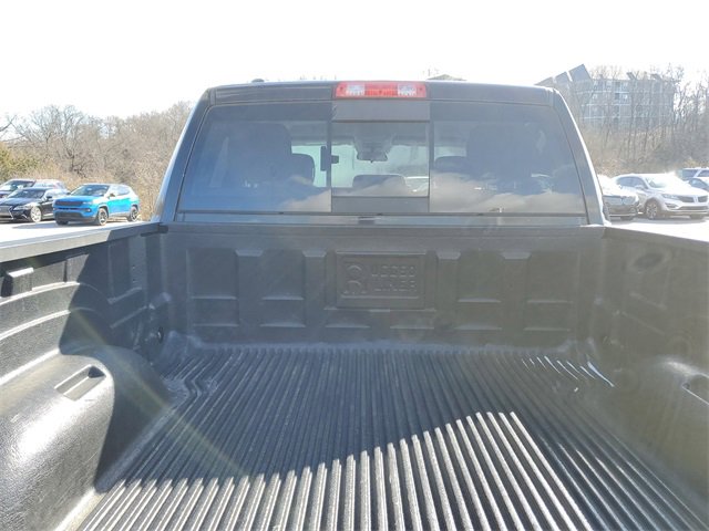 Used 2020 RAM 1500 Classic SLT image 9