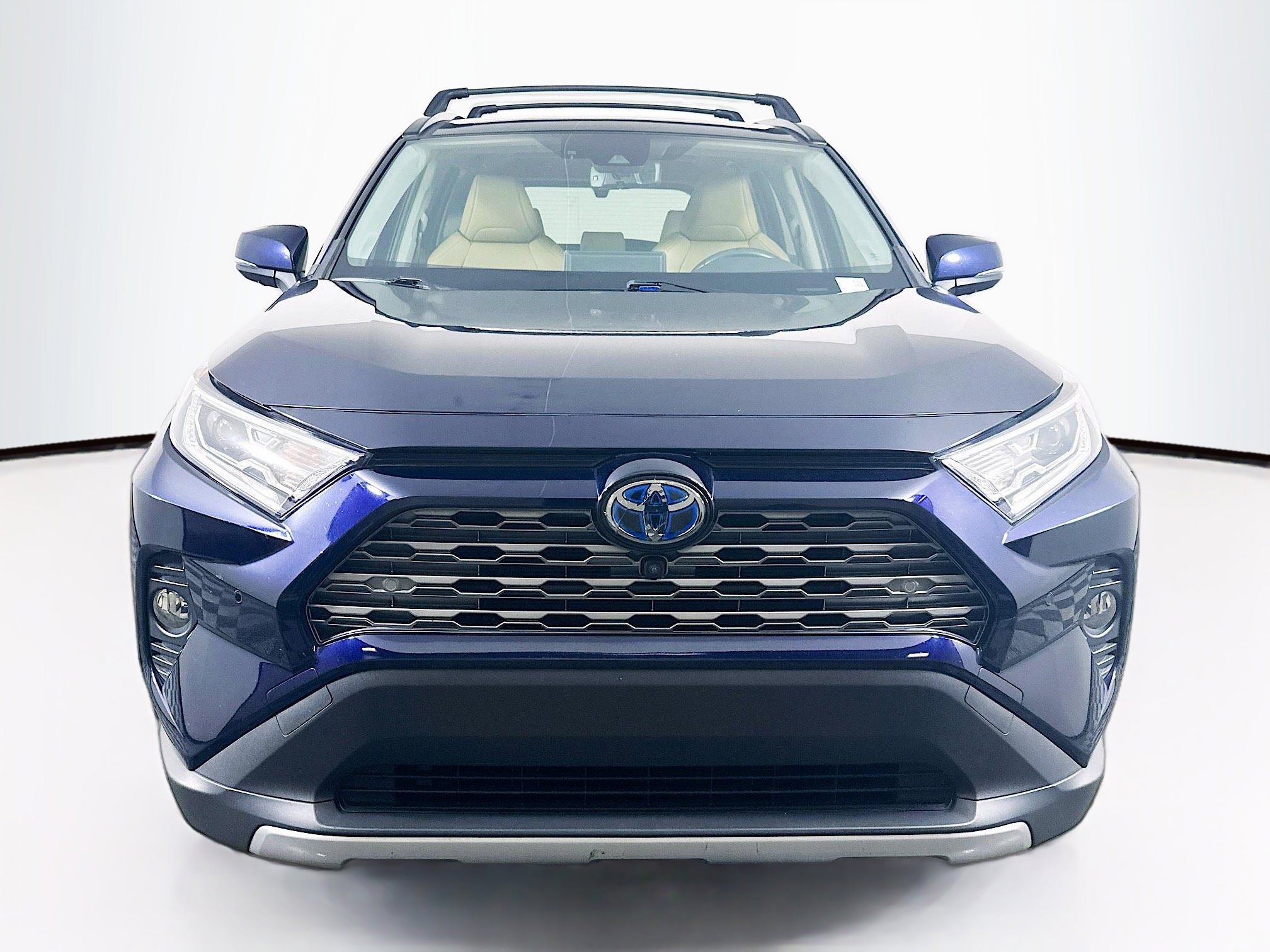 Used 2019 Toyota RAV4 Limited image 2