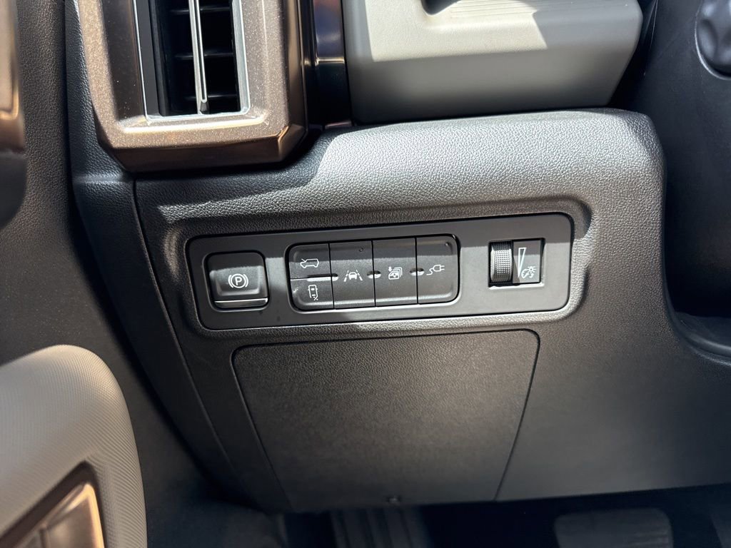 Used 2024 GMC Hummer EV 3X w/ Omega Edition image 26