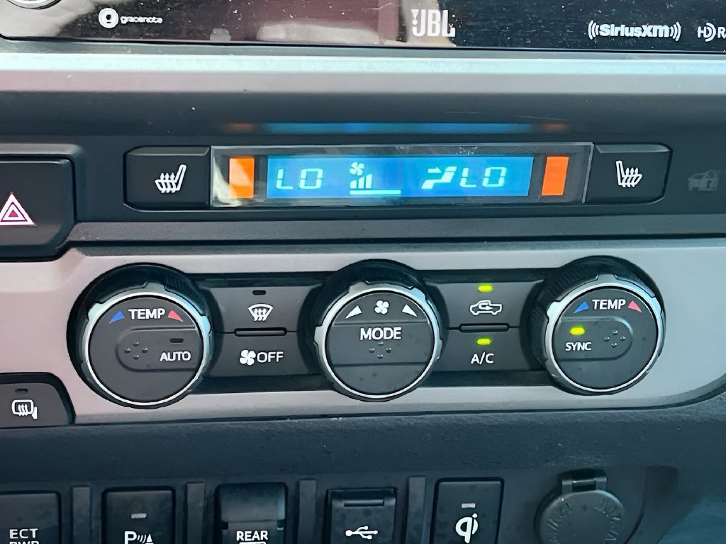 Used 2021 Toyota Tacoma TRD Pro AWD/4WD image 16