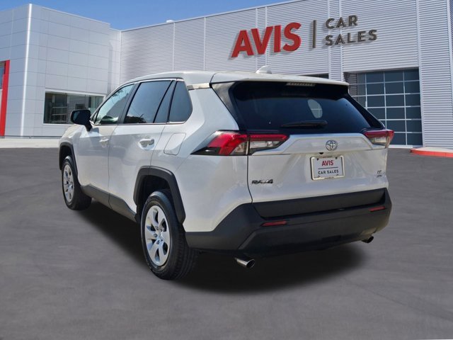 Used 2024 Toyota RAV4 LE image 10