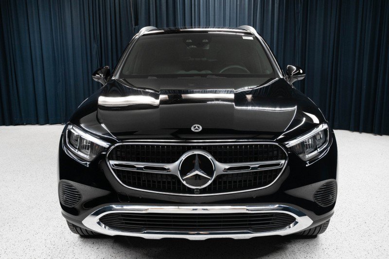 Certified 2026 Mercedes-Benz GLC 300 4MATIC image 2