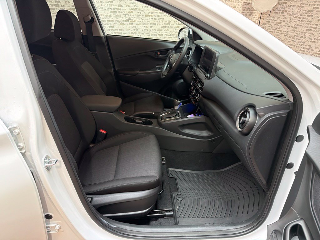 Certified 2023 Hyundai Kona SEL FWD image 10