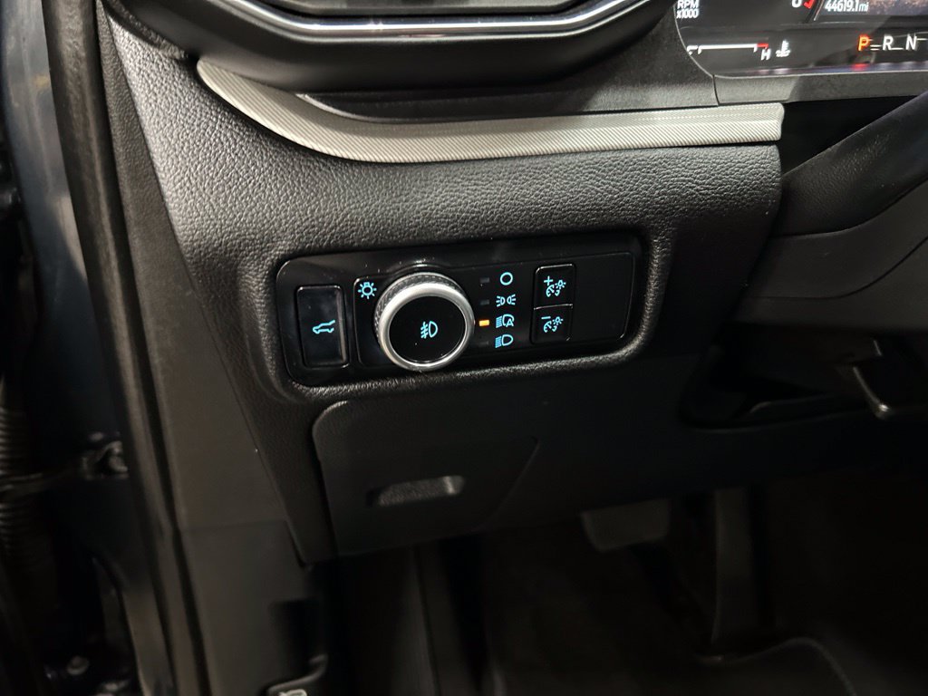Certified 2023 Ford Explorer XLT w/ Equipment Group 202A AWD/4WD image 13