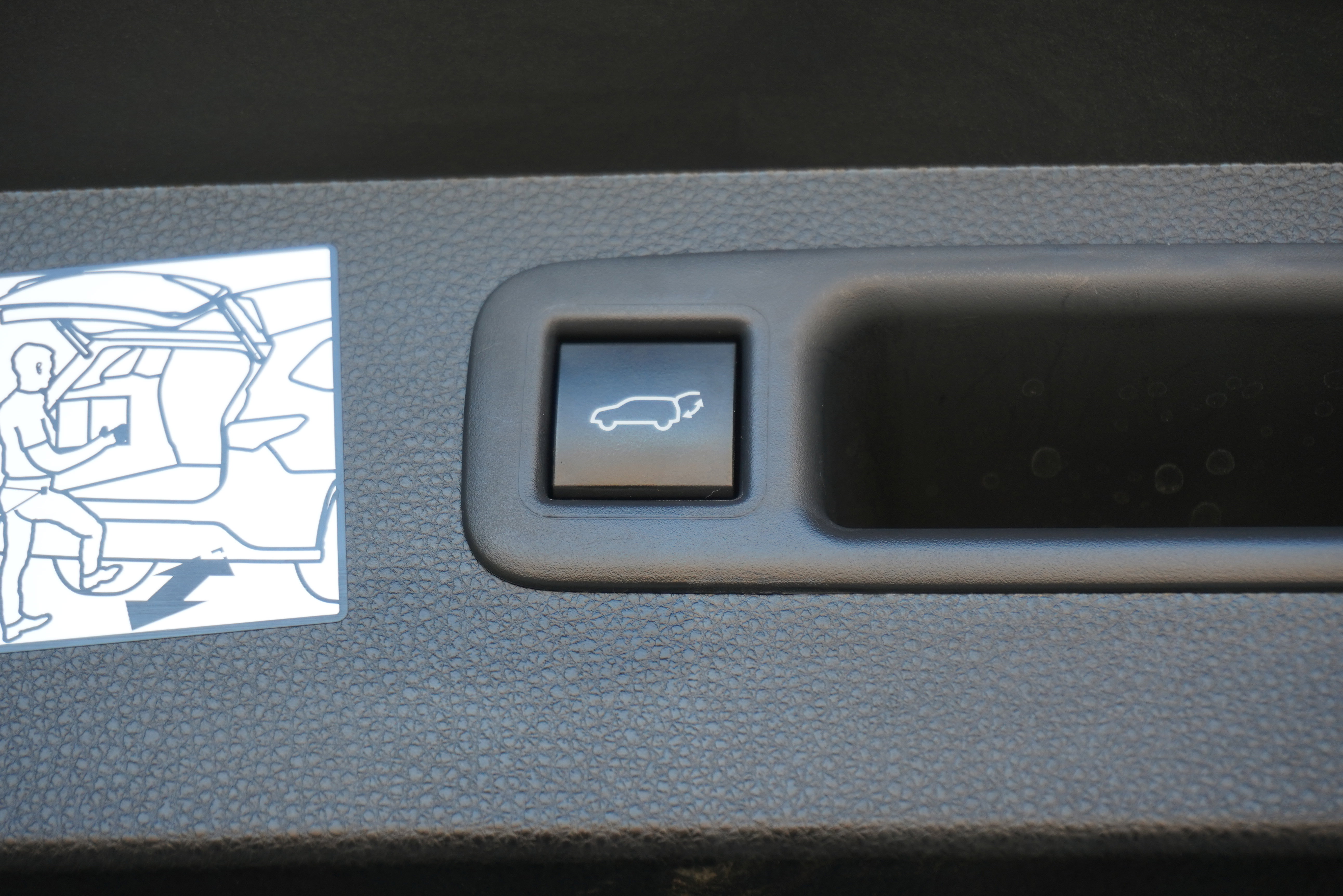 Used 2022 Toyota Highlander Limited image 31