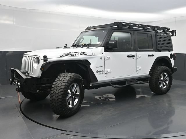 Used 2018 Jeep Wrangler Unlimited Sahara AWD/4WD image 5