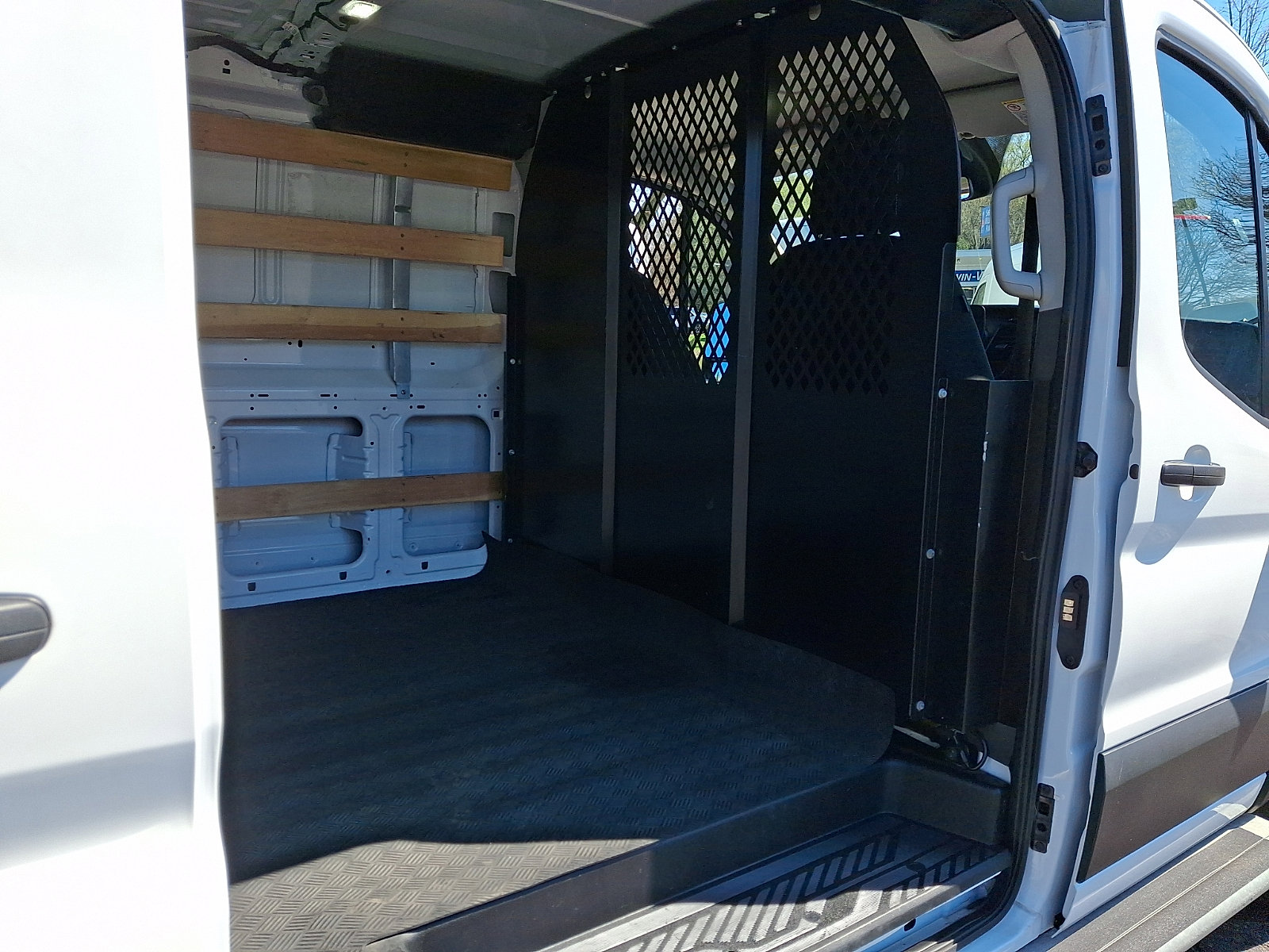 Used 2024 Ford Transit 250 Low Roof w/ Exterior Upgrade Package image 11