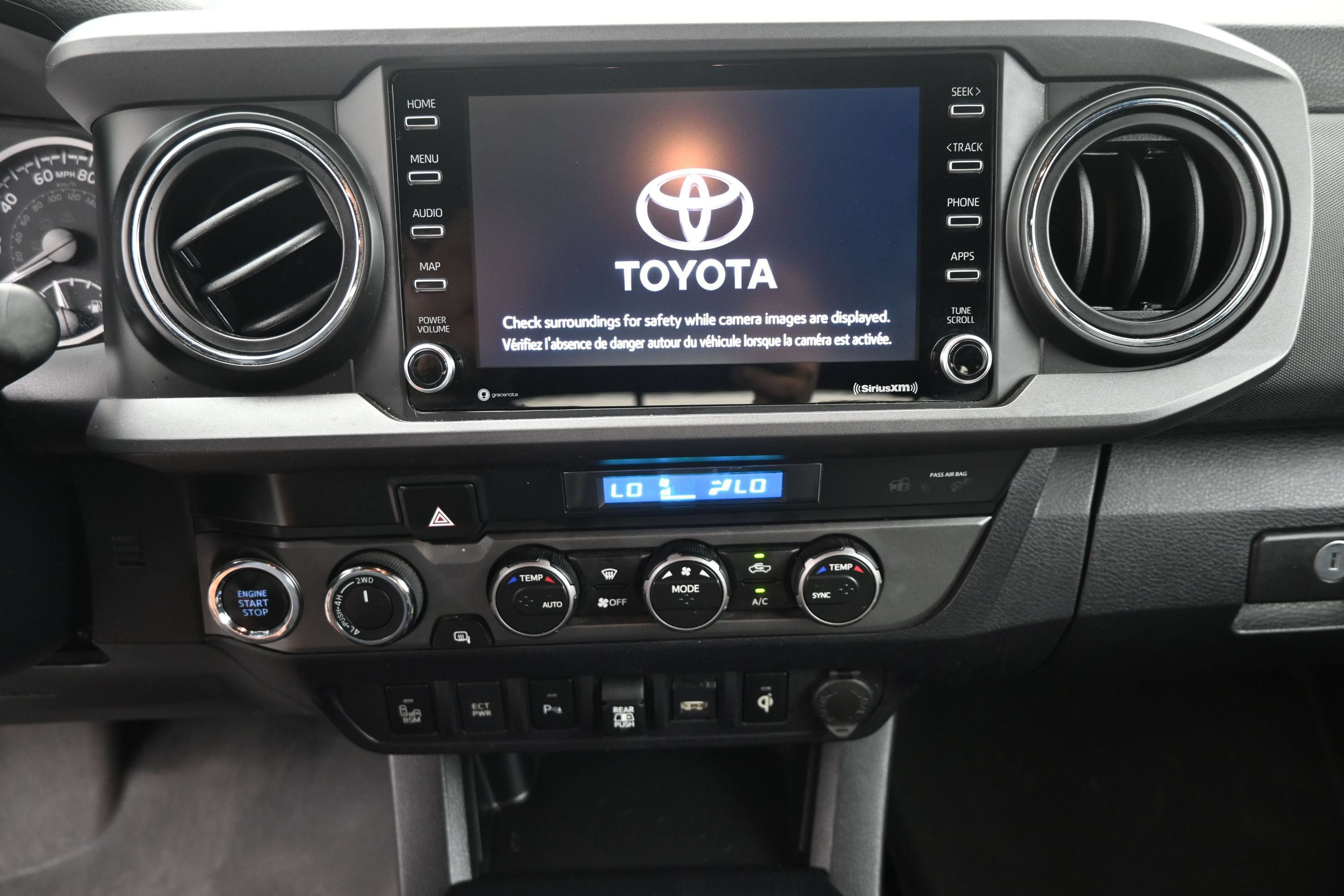 Used 2022 Toyota Tacoma TRD Off-Road w/ Technology Package AWD/4WD image 13