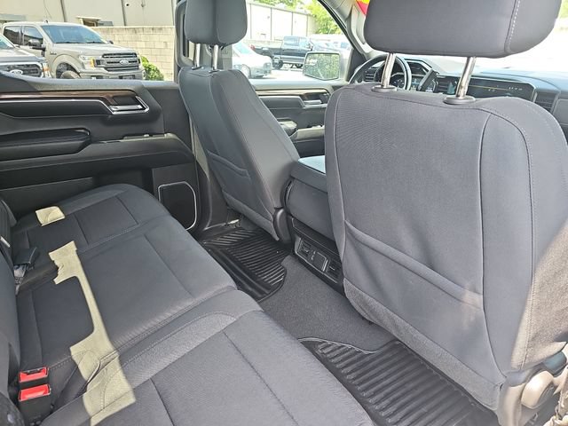 Used 2023 Chevrolet Silverado 1500 LT AWD/4WD image 13