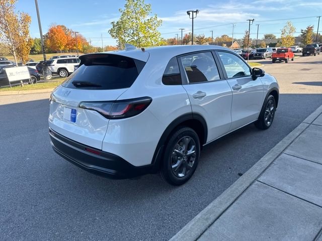 New 2026 Honda HR-V LX image 4