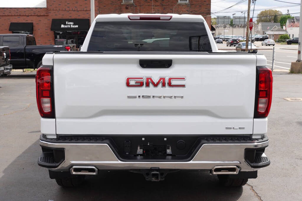 Used 2023 GMC Sierra 1500 SLE w/ X31 Off-Road Package AWD/4WD image 9