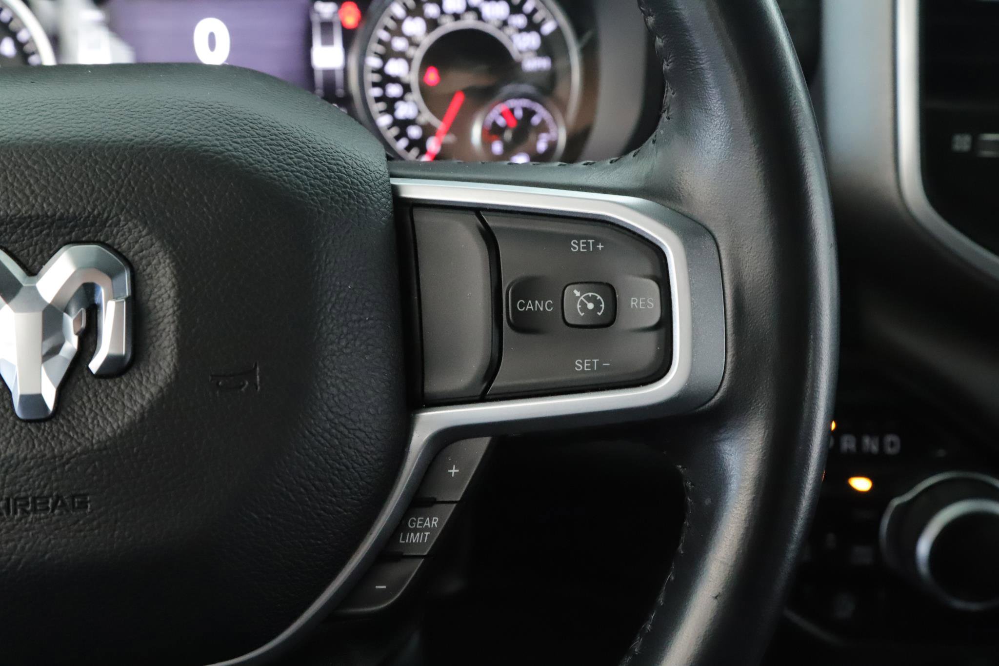 Used 2022 RAM 1500 Big Horn AWD/4WD image 9
