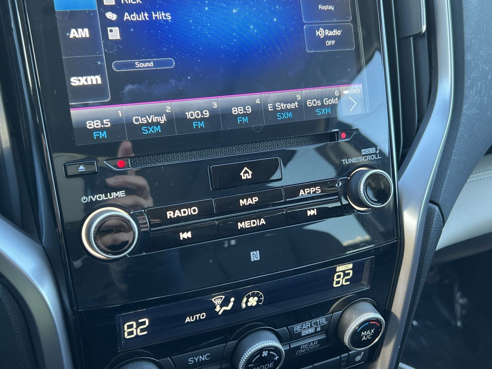 Used 2020 Subaru Ascent Limited w/ Technology Package image 19