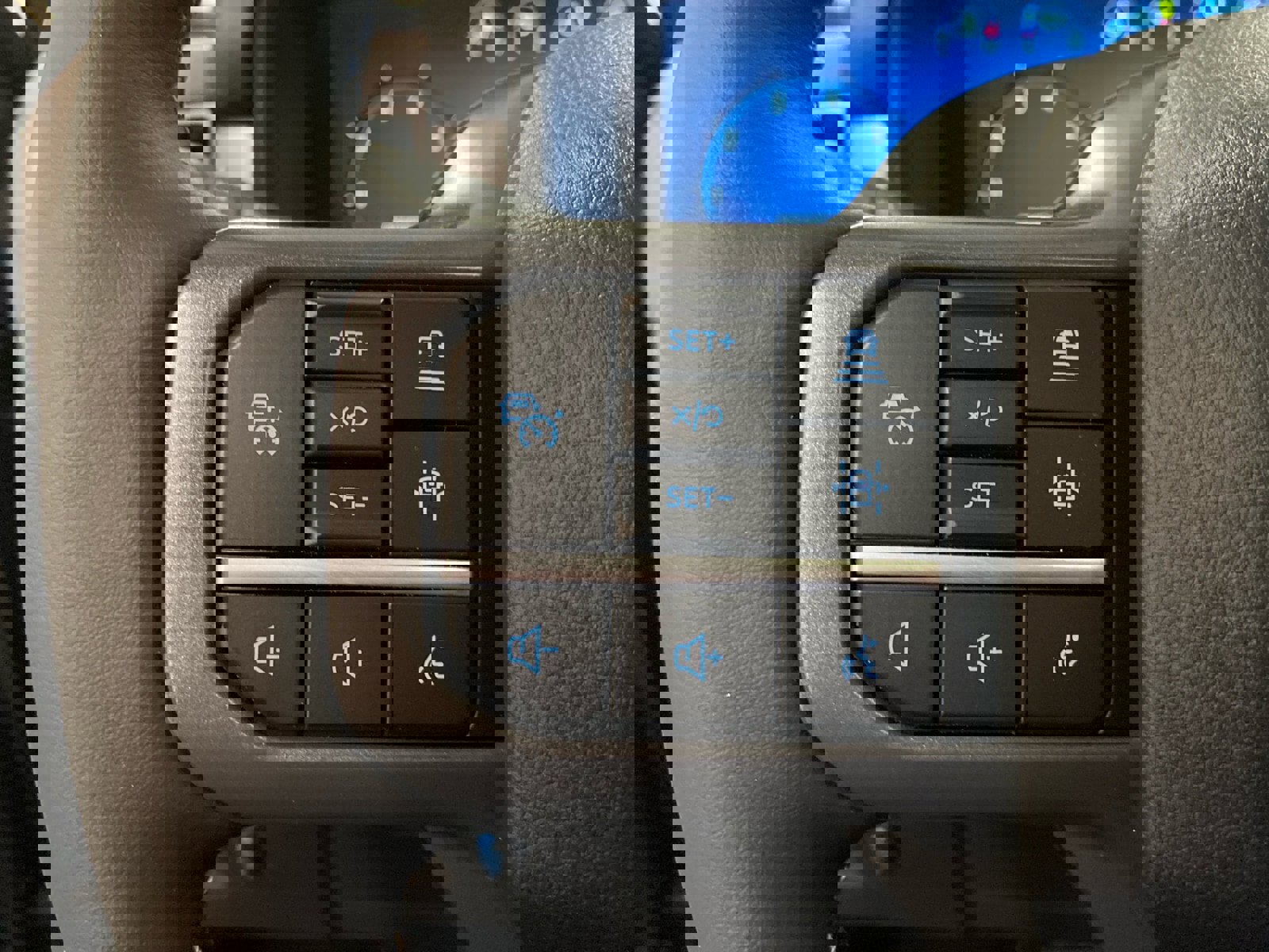 New 2026 Ford F150 Lariat w/ Equipment Group 502A High image 21