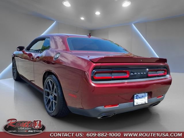 Used 2018 Dodge Challenger R/T Plus RWD image 6