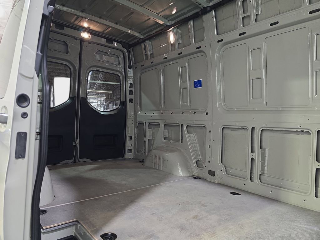 Used 2024 Mercedes-Benz Sprinter 144 Cargo image 16