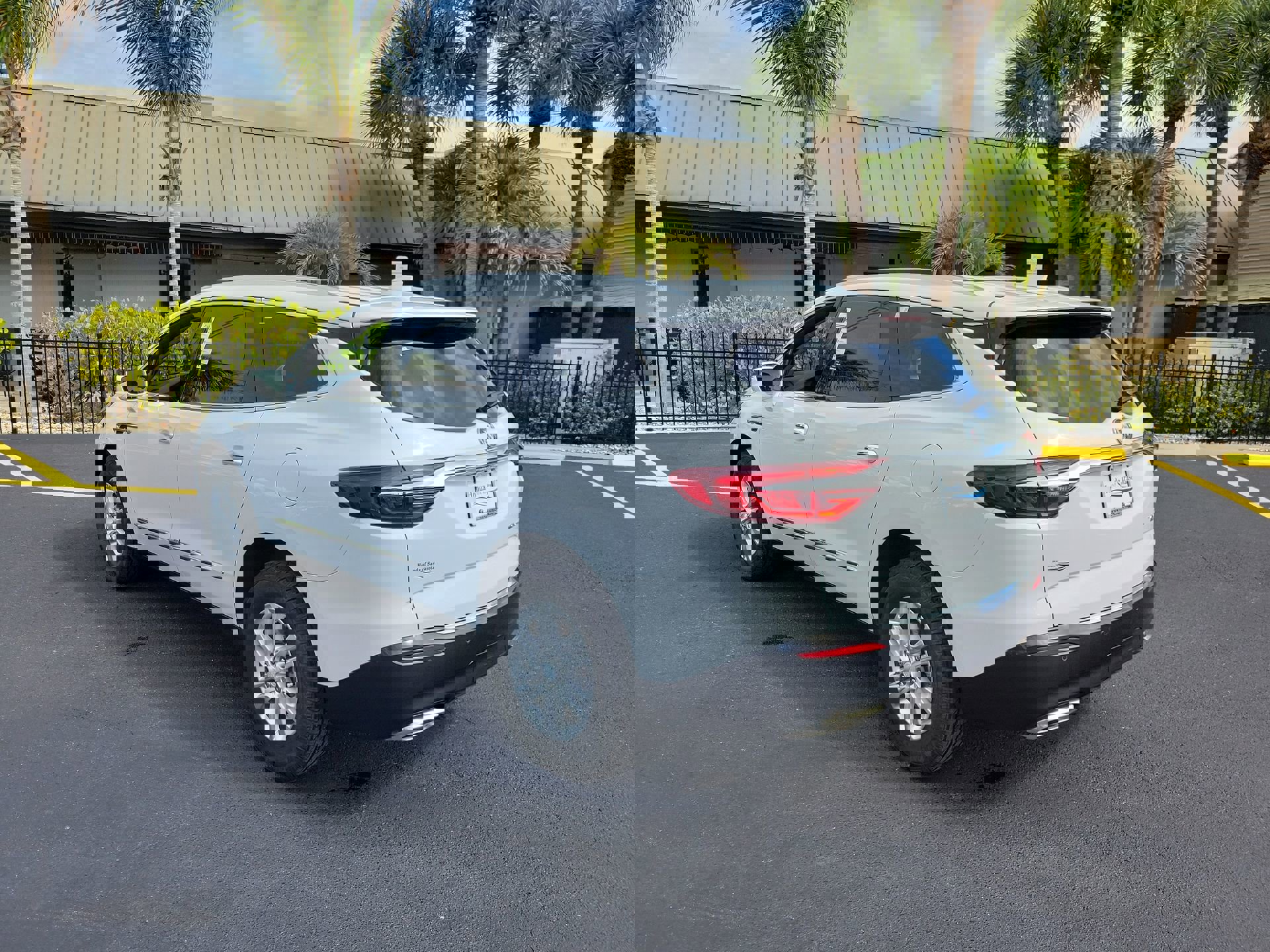 Used 2019 Buick Enclave Premium image 8