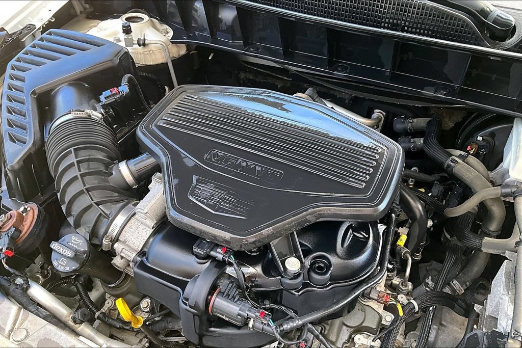 Used 2018 Cadillac XT5 Luxury w/ Driver Awareness Package AWD/4WD image 31