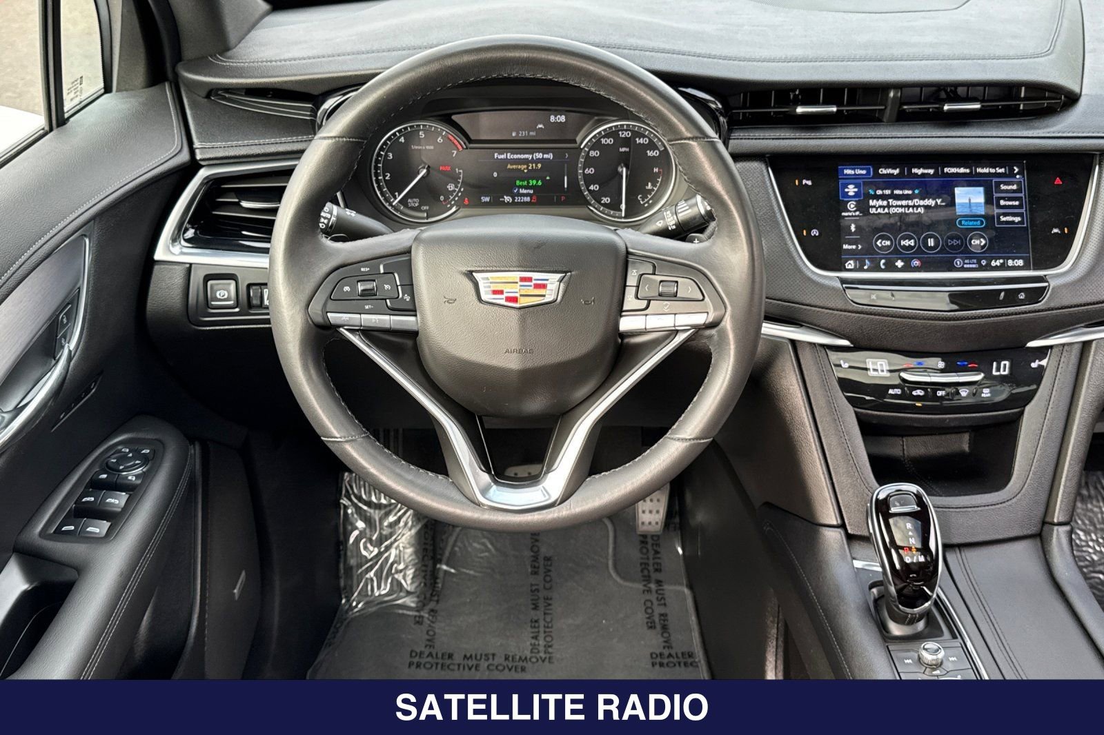 Used 2025 Cadillac XT6 Luxury FWD image 17