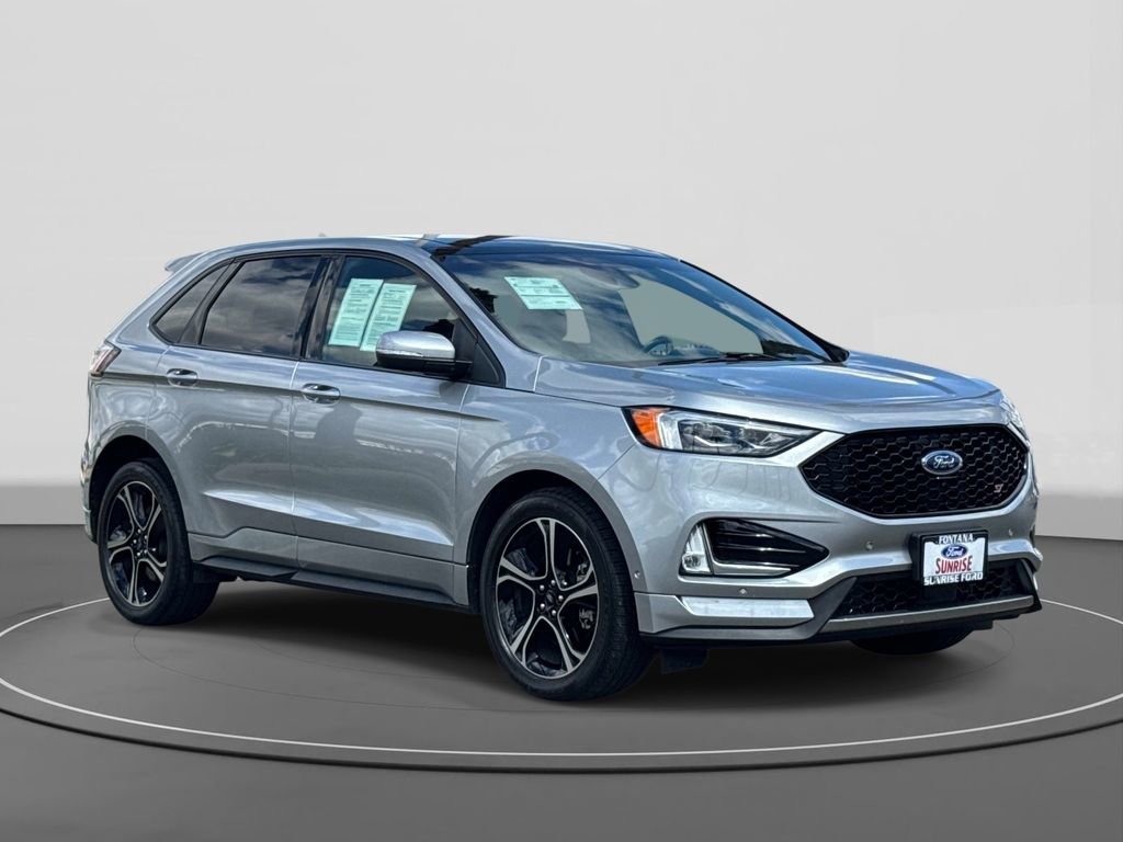 Used 2020 Ford Edge ST w/ Equipment Group 401A image 4
