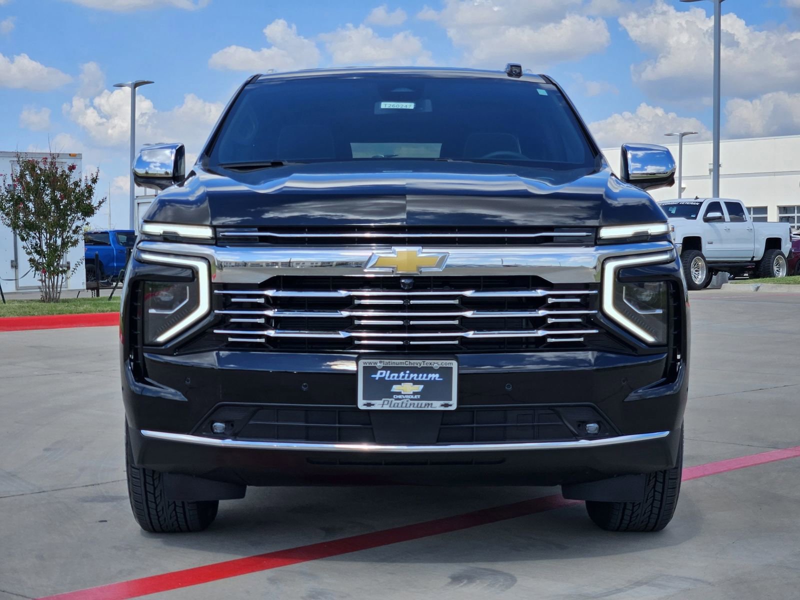 New 2026 Chevrolet Suburban Premier image 7