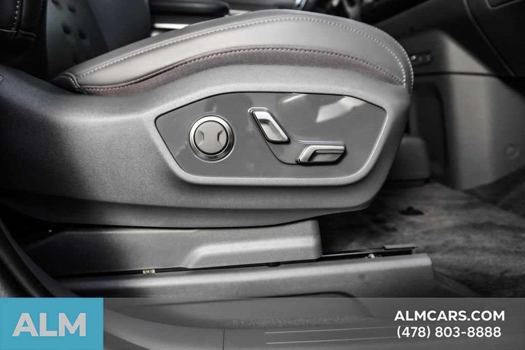 Used 2024 Kia EV9 Wind image 49