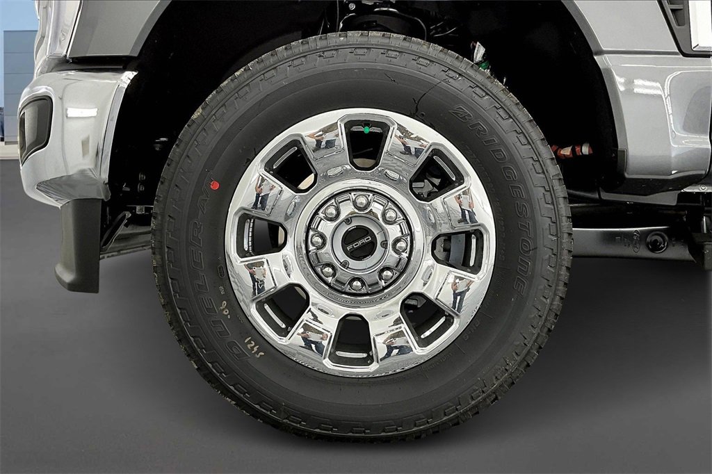 New 2026 Ford F350 Lariat w/ Chrome Package image 13