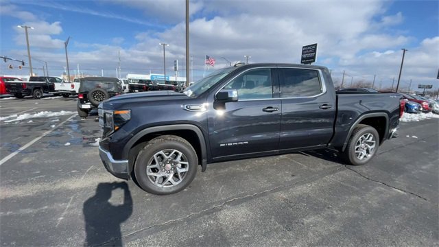 New 2025 GMC Sierra 1500 SLE image 6