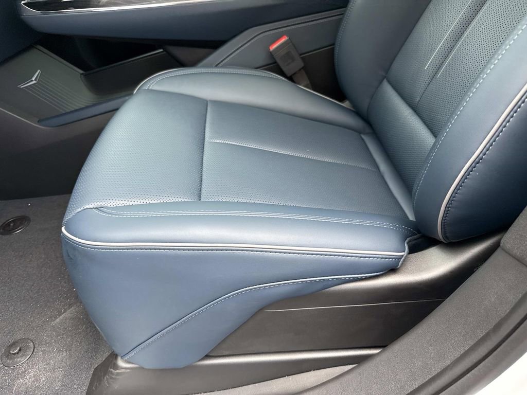 New 2025 Cadillac Escalade IQ Sport 2 w/ LPO, ONYX Package image 20