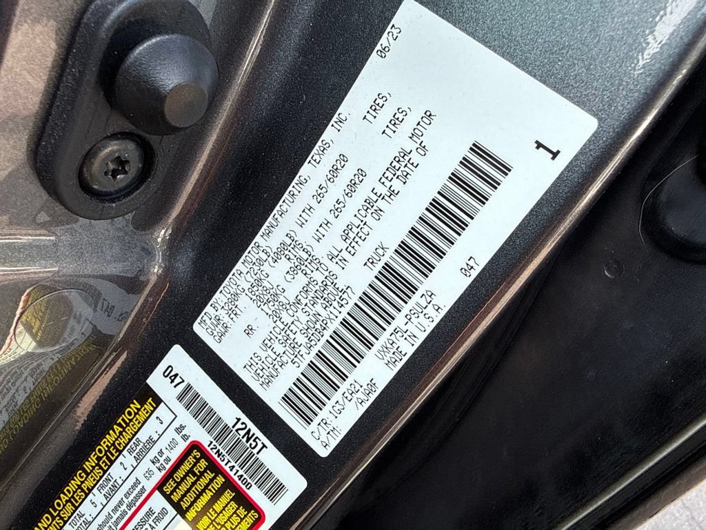 Used 2023 Toyota Tundra Limited w/ Power Package AWD/4WD image 10
