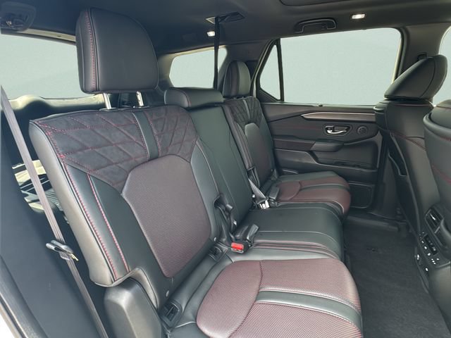 Certified 2026 Honda Pilot Black Edition image 19